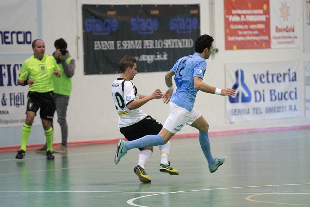 内的多名球 内的多名球