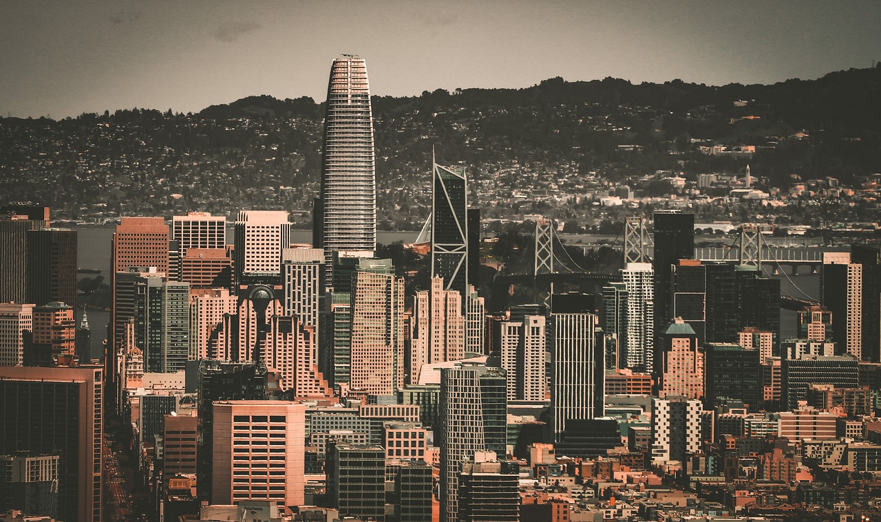 局限于传统 局限于传统